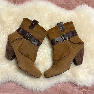 Women's Naughty Monkey Suede Gadget Boots Size 9 M